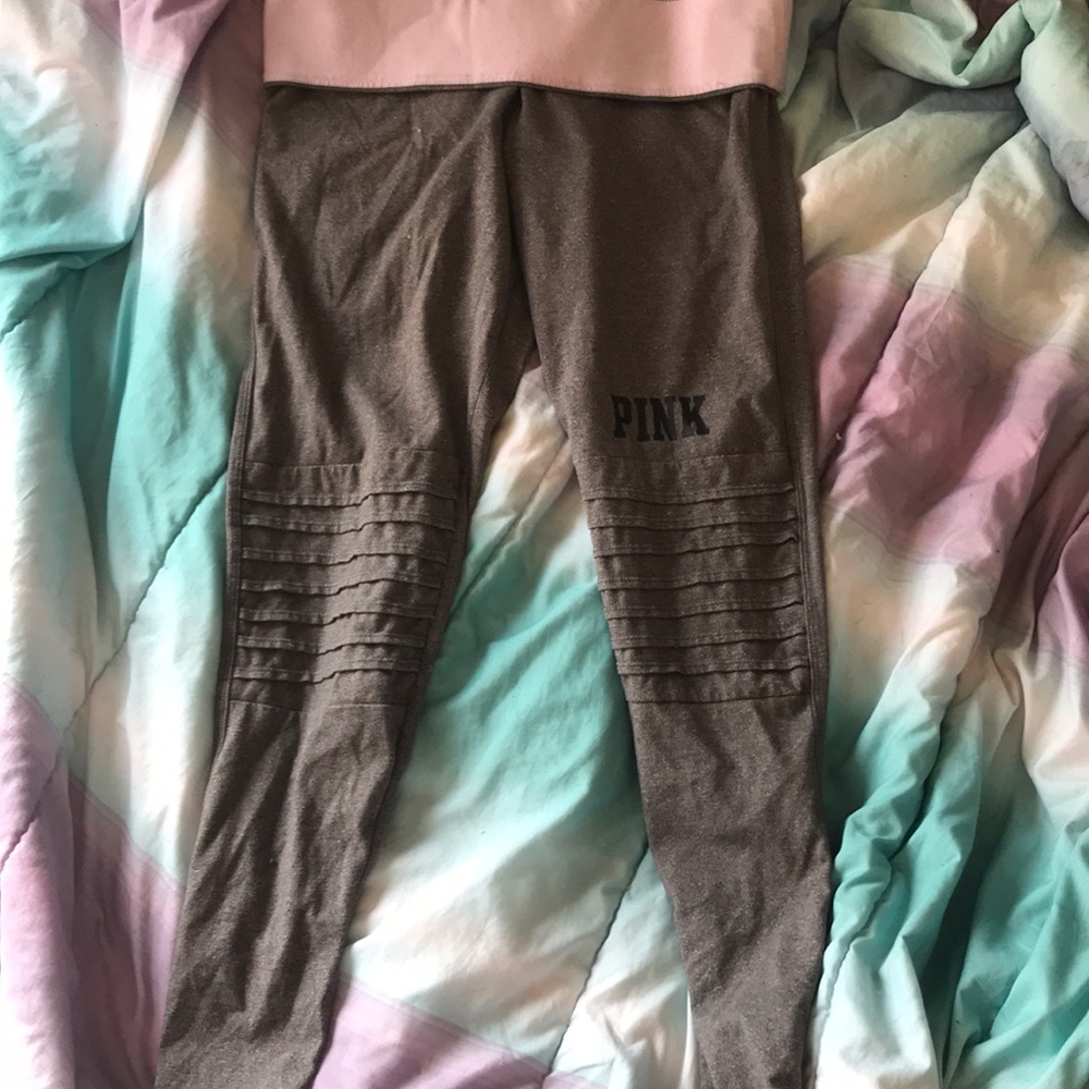 Gray leggings